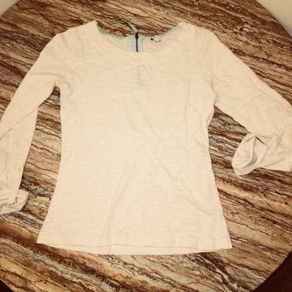 Long sleeve juniors small shirt/sweater